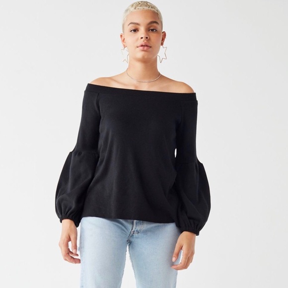 Kimchi Blue Sweater. - Picture 4 of 5